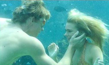 will-and-bella-h2o-just-add-water-9322978-379-226.jpg